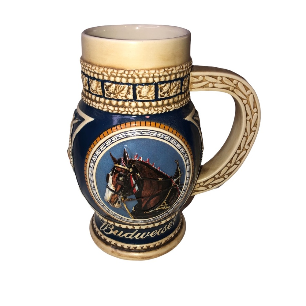Anheuser-Busch Budweiser Collectible Pot Belly Stein “Dressed For The Parade”